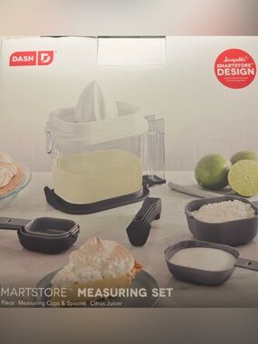 Dash White & Clear Citrus Juicer Measuring Set - SmartStore Design